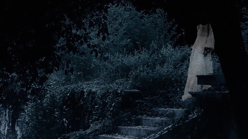 Header of robe