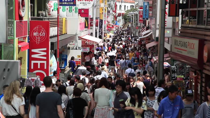 OSAKA JAPAN 26 OCTOBER 2012 Large Crowds Of People Are Walking