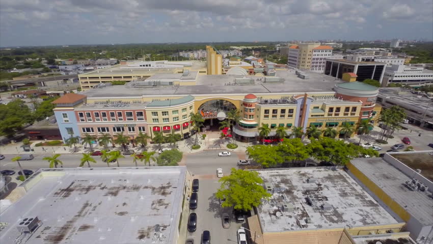 Miami - September 17, 2014: Aerial Video Of Sunset Place Miami Fl 