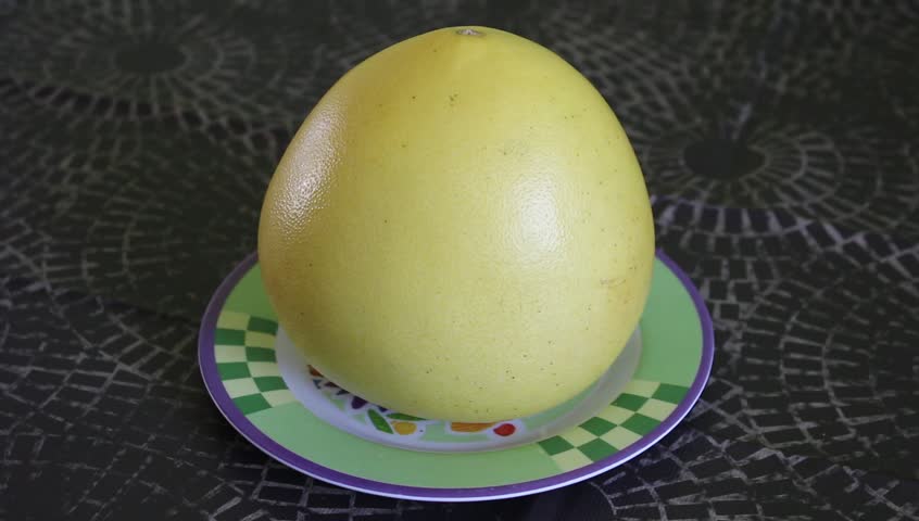 Header of pomelo