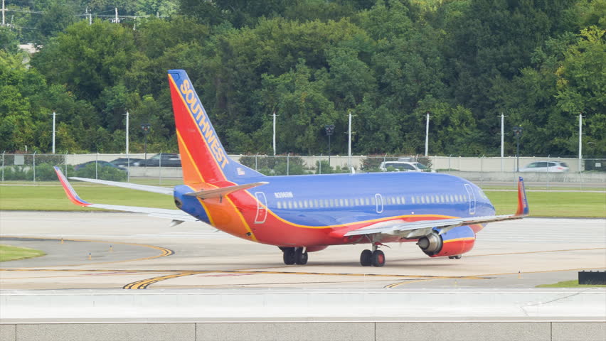 NEW ORLEANS LA - 2014: A Southwest Airlines Boeing 737-3H4 Close Up ...